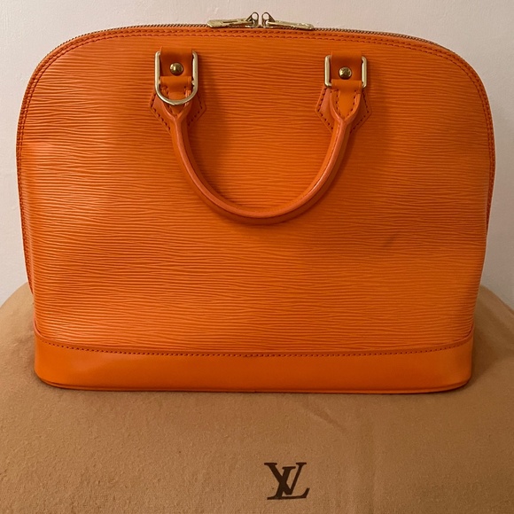 LOUIS VUITTON VINTAGE EPI MANDARIN ALMA - Picture 11 of 15